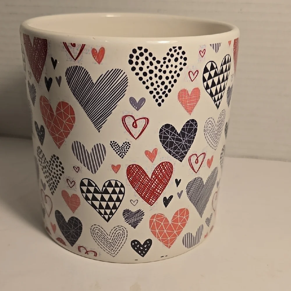 Heart Patterned Ceramic‎ Mug